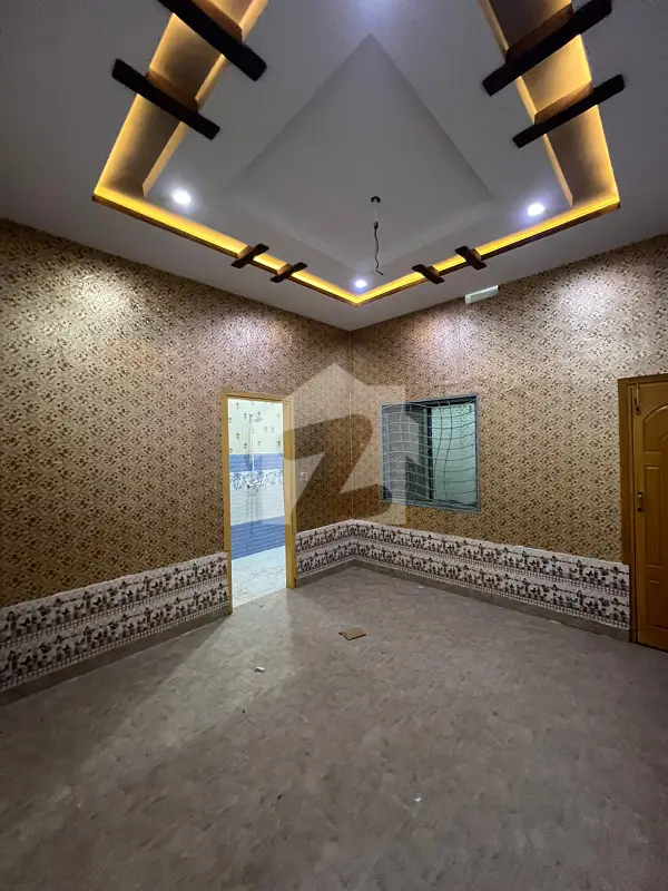 4.5 Marla Double Storey House For Rent In Green Town | Near Lari Adda Road & Canal Park