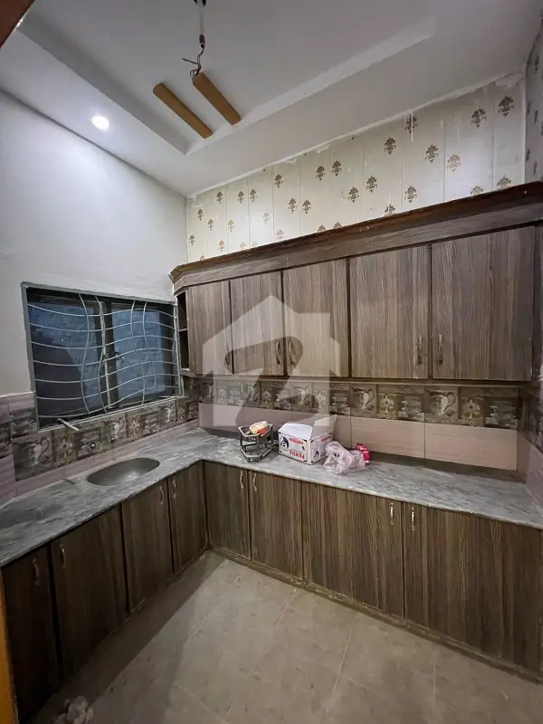 4.5 Marla Double Storey House For Rent In Green Town | Near Lari Adda Road & Canal Park