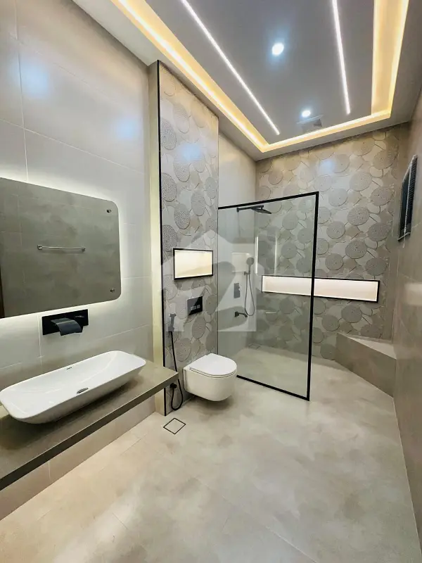 12 Marla Semi-Furnished Luxury House For Sale…