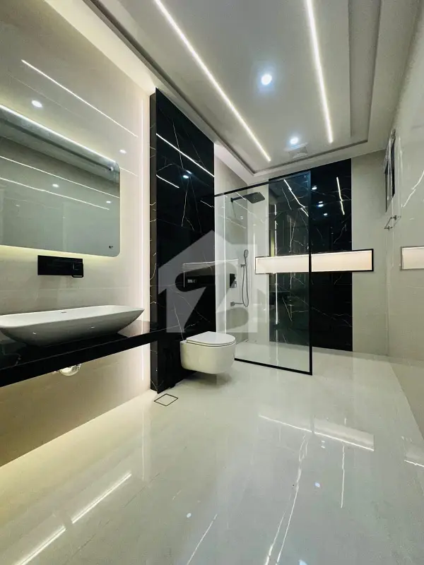 12 Marla Semi-Furnished Luxury House For Sale…