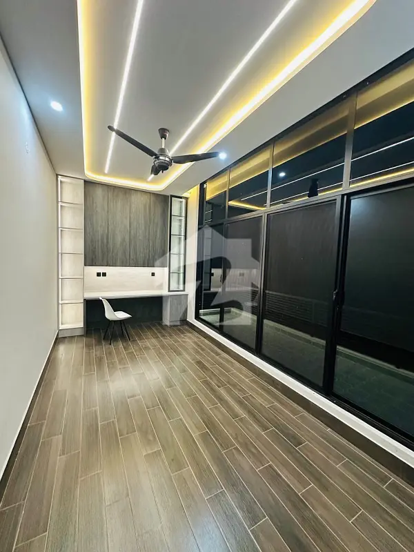 12 Marla Semi-Furnished Luxury House For Sale…