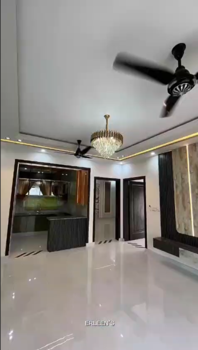 Available For Sale 9 Marla House in  Khyaban E Naveed Society