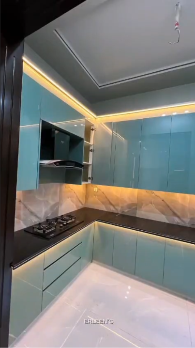 Available For Sale 9 Marla House in  Khyaban E Naveed Society