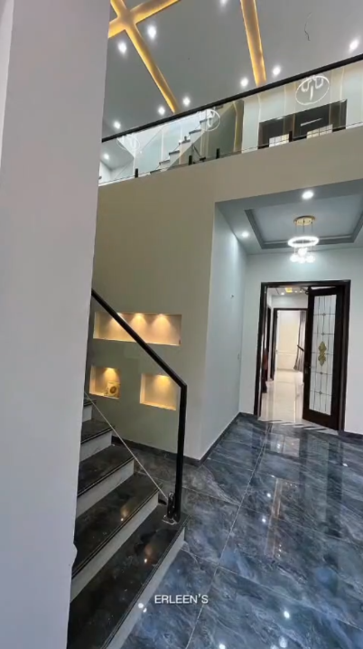 Available For Sale 9 Marla House in  Khyaban E Naveed Society